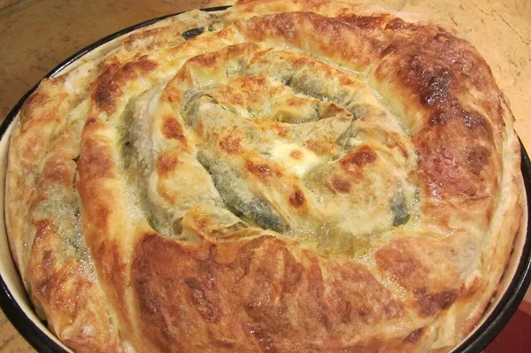 Баница с лапад