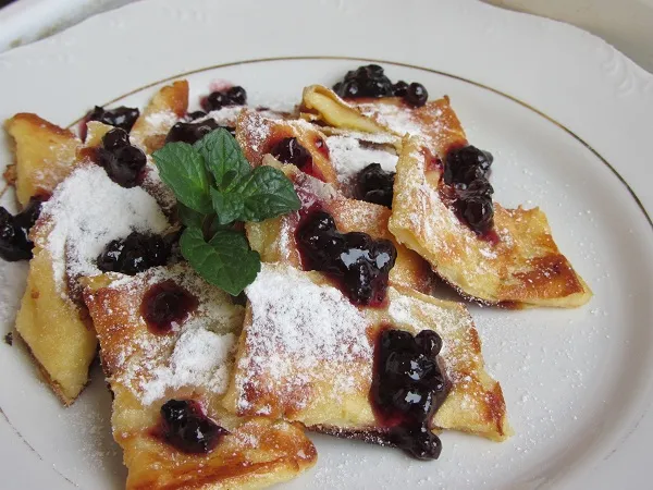 Кайзершмаррн (Kaiserschmarrn) или Австрийски Императорски палачинки