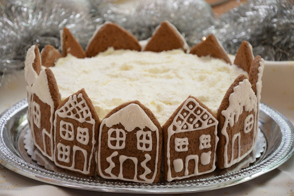 Коледна медена торта с меденки — стъпка 9