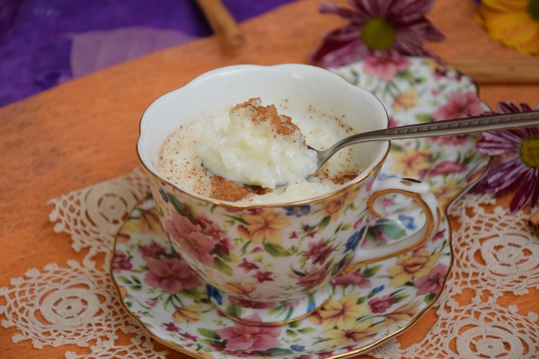 как-се-прави-мляко-с-ориз