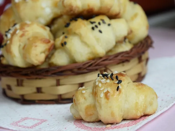 Соленки, солени кифлички, кашкавалки или сиренки