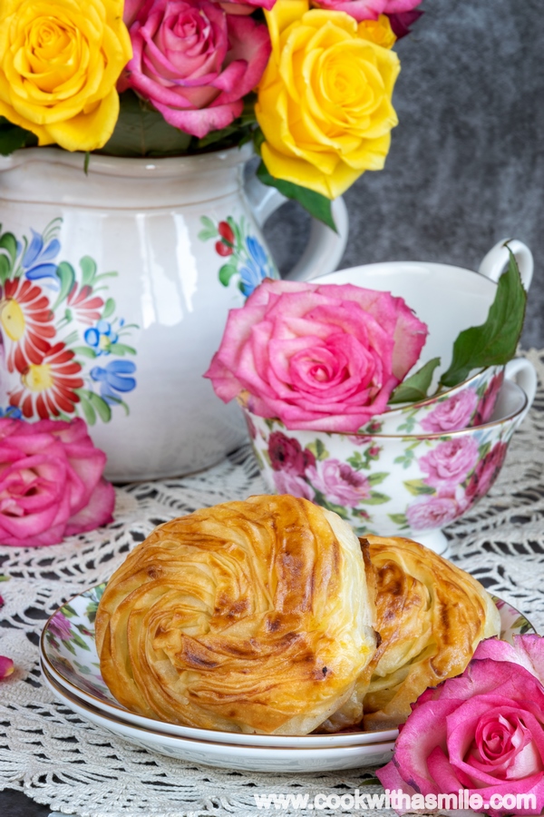 Банички розички с точени кори (Гюл бюрек) — стъпка 1